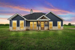 330 Hurst Road, Axtell, TX 76624