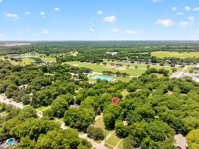 415 S Dallas Avenue, Lancaster, TX 75146