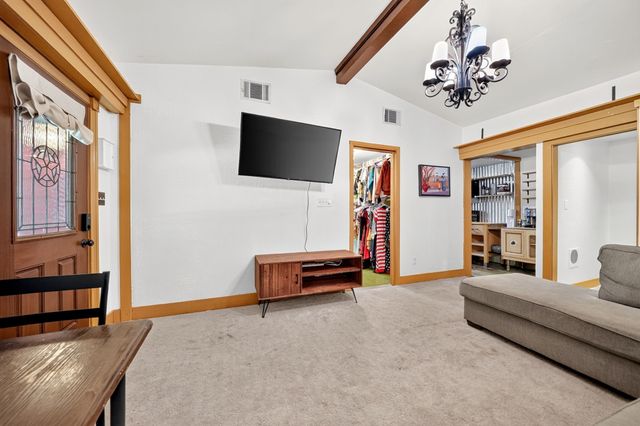 415 S Dallas Avenue, Lancaster, TX 75146