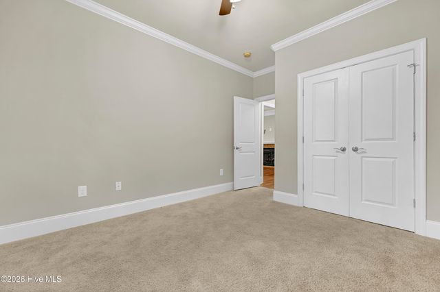 8259 Porters Crossing Way, Wilmington, NC 28411