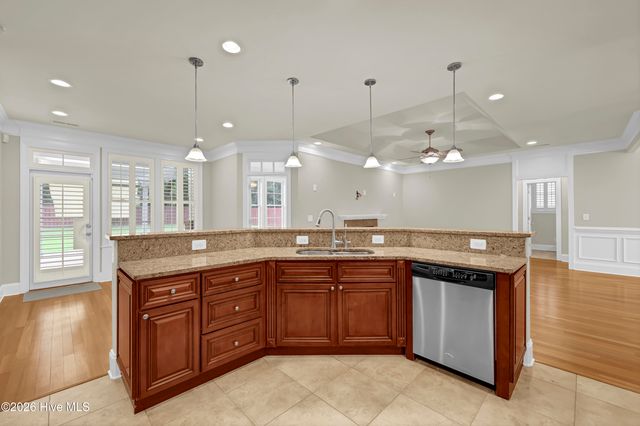 8259 Porters Crossing Way, Wilmington, NC 28411