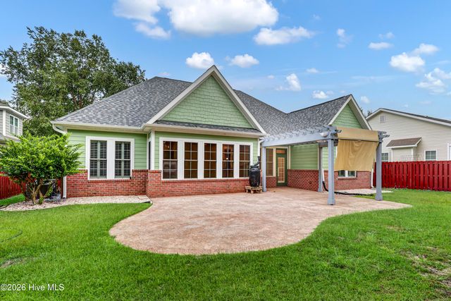 8259 Porters Crossing Way, Wilmington, NC 28411