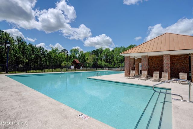 8259 Porters Crossing Way, Wilmington, NC 28411