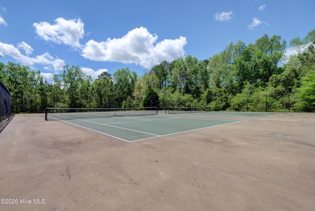 8259 Porters Crossing Way, Wilmington, NC 28411