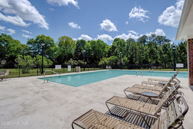 8259 Porters Crossing Way, Wilmington, NC 28411