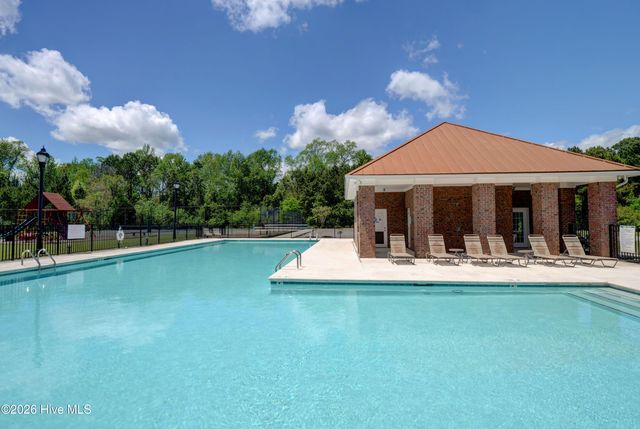 8259 Porters Crossing Way, Wilmington, NC 28411