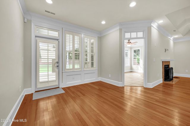 8259 Porters Crossing Way, Wilmington, NC 28411