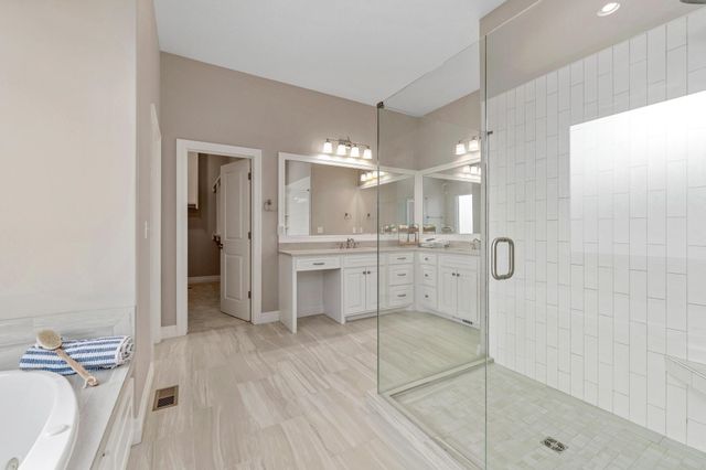 3609 N Crest St, Wichita, KS 67226