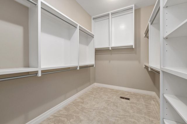 3609 N Crest St, Wichita, KS 67226