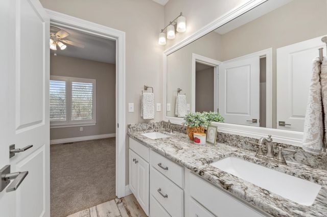 3609 N Crest St, Wichita, KS 67226