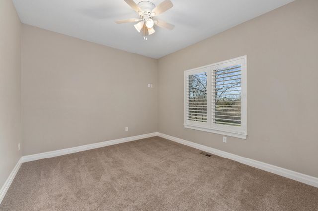 3609 N Crest St, Wichita, KS 67226