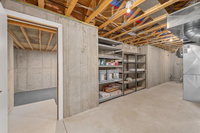 3609 N Crest St, Wichita, KS 67226