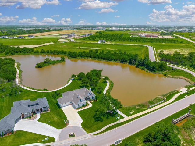 3609 N Crest St, Wichita, KS 67226