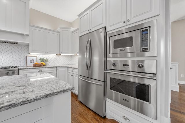 3609 N Crest St, Wichita, KS 67226