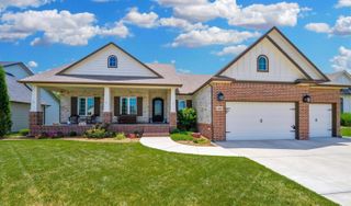 3609 N Crest St, Wichita, KS 67226