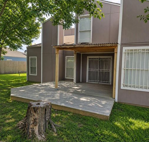 11034 Petworth Drive, Houston, TX 77072