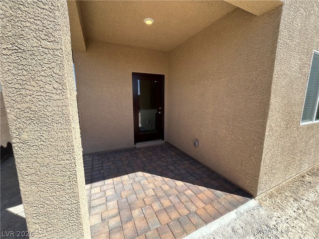 7458 Mason Springs Avenue 63, North Las Vegas, NV 89084