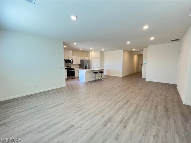7458 Mason Springs Avenue 63, North Las Vegas, NV 89084