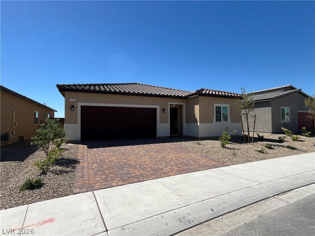 7458 Mason Springs Avenue 63, North Las Vegas, NV 89084