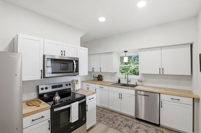 718 E Illinois Ave, Spokane, WA 99207
