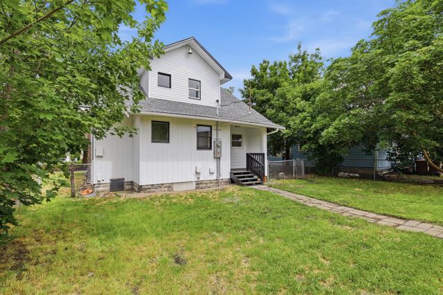718 E Illinois Ave, Spokane, WA 99207