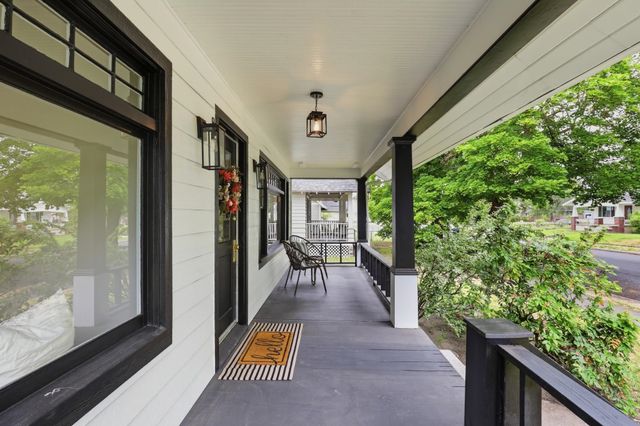 718 E Illinois Ave, Spokane, WA 99207