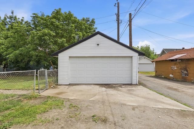 718 E Illinois Ave, Spokane, WA 99207