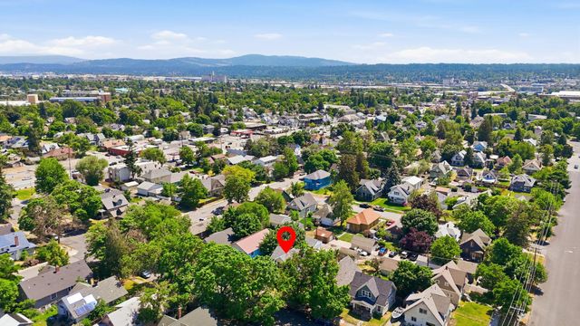 718 E Illinois Ave, Spokane, WA 99207