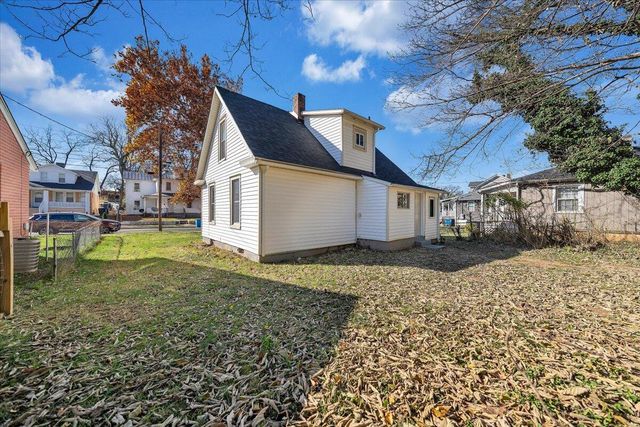 2415 Delaware AVE, Roanoke, VA 24017