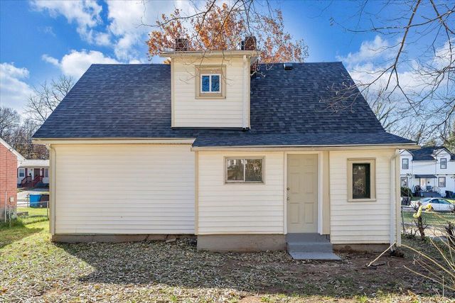 2415 Delaware AVE, Roanoke, VA 24017