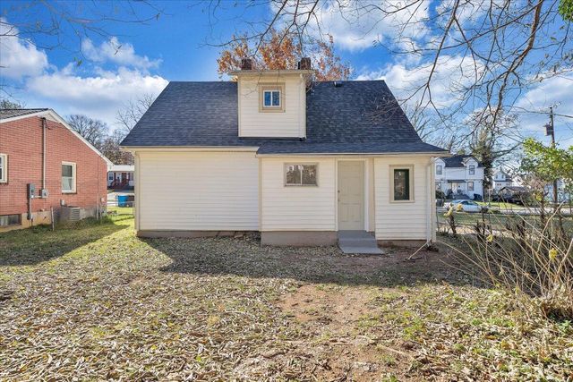 2415 Delaware AVE, Roanoke, VA 24017