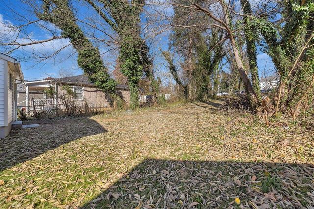 2415 Delaware AVE, Roanoke, VA 24017