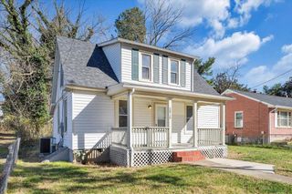 2415 Delaware AVE, Roanoke, VA 24017
