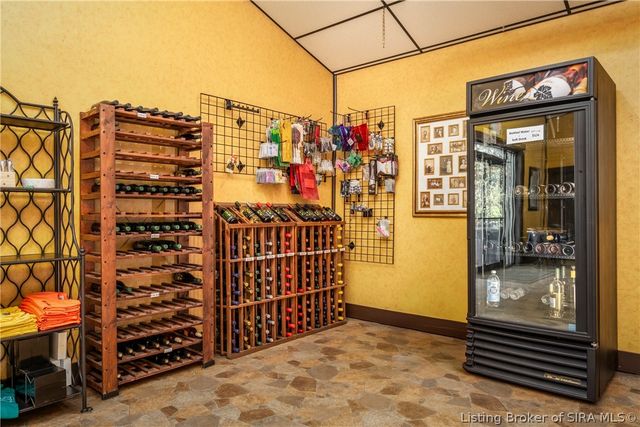 8373 Morgans Lane SE, Elizabeth, IN 47117