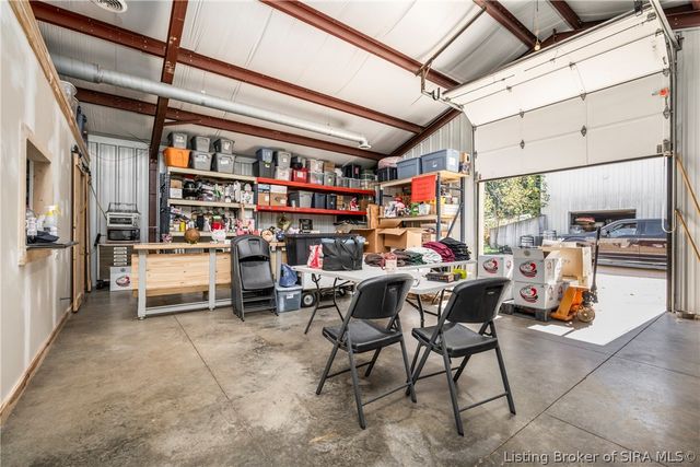 8373 Morgans Lane SE, Elizabeth, IN 47117
