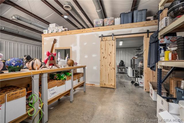 8373 Morgans Lane SE, Elizabeth, IN 47117