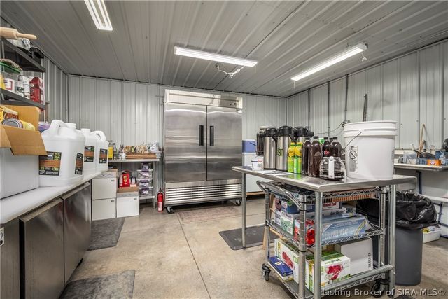 8373 Morgans Lane SE, Elizabeth, IN 47117