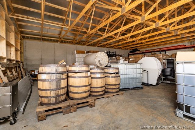 8373 Morgans Lane SE, Elizabeth, IN 47117