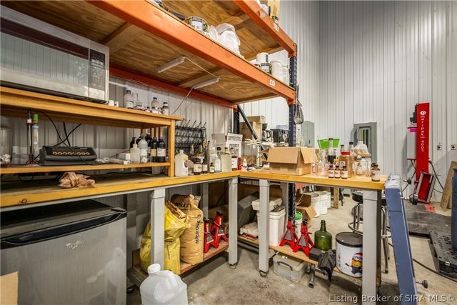 8373 Morgans Lane SE, Elizabeth, IN 47117