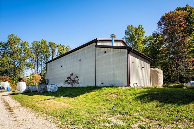 8373 Morgans Lane SE, Elizabeth, IN 47117