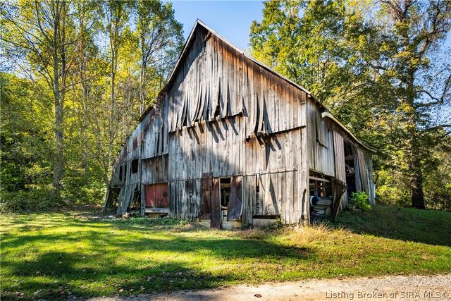 8373 Morgans Lane SE, Elizabeth, IN 47117