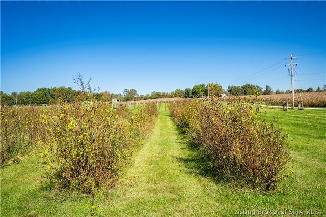 8373 Morgans Lane SE, Elizabeth, IN 47117