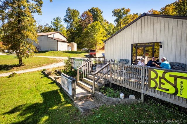 8373 Morgans Lane SE, Elizabeth, IN 47117