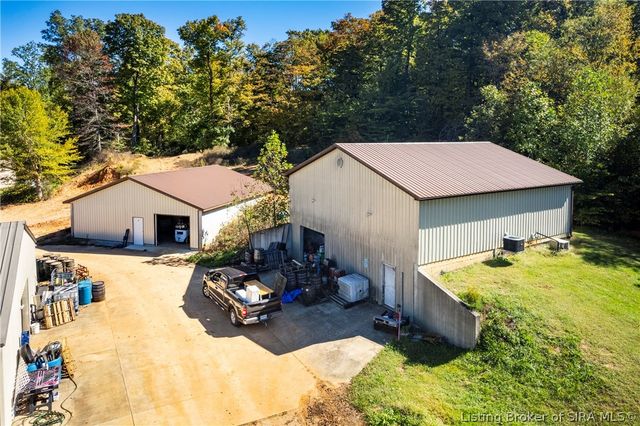 8373 Morgans Lane SE, Elizabeth, IN 47117