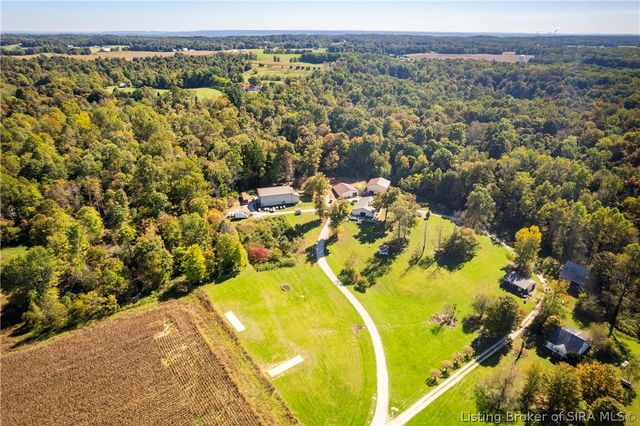 8373 Morgans Lane SE, Elizabeth, IN 47117