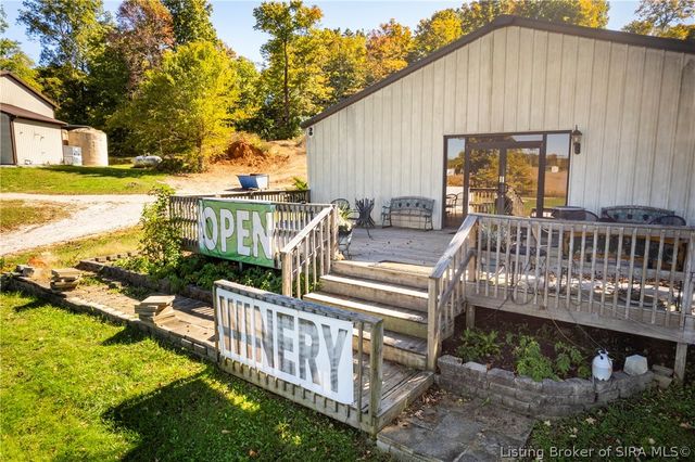 8373 Morgans Lane SE, Elizabeth, IN 47117