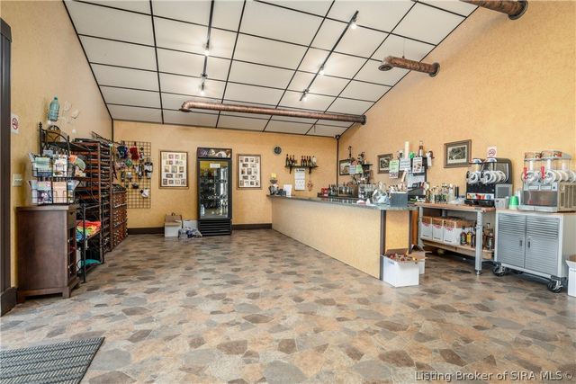 8373 Morgans Lane SE, Elizabeth, IN 47117