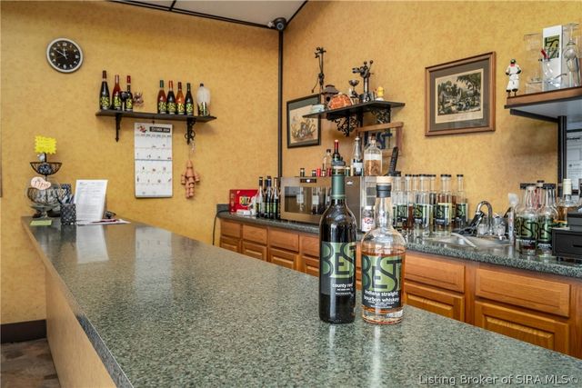 8373 Morgans Lane SE, Elizabeth, IN 47117