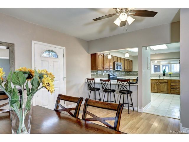 7877 S University Way, Centennial, CO 80122