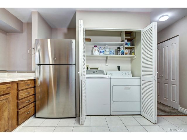 7877 S University Way, Centennial, CO 80122